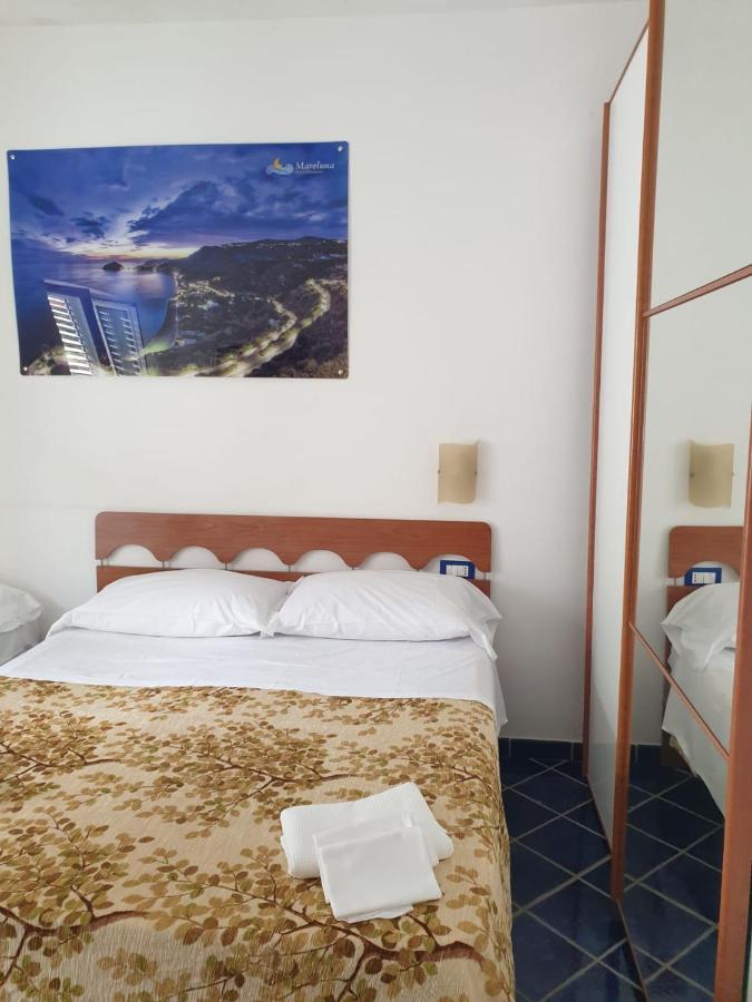Hotel Mareluna Ischia Форио Экстерьер фото
